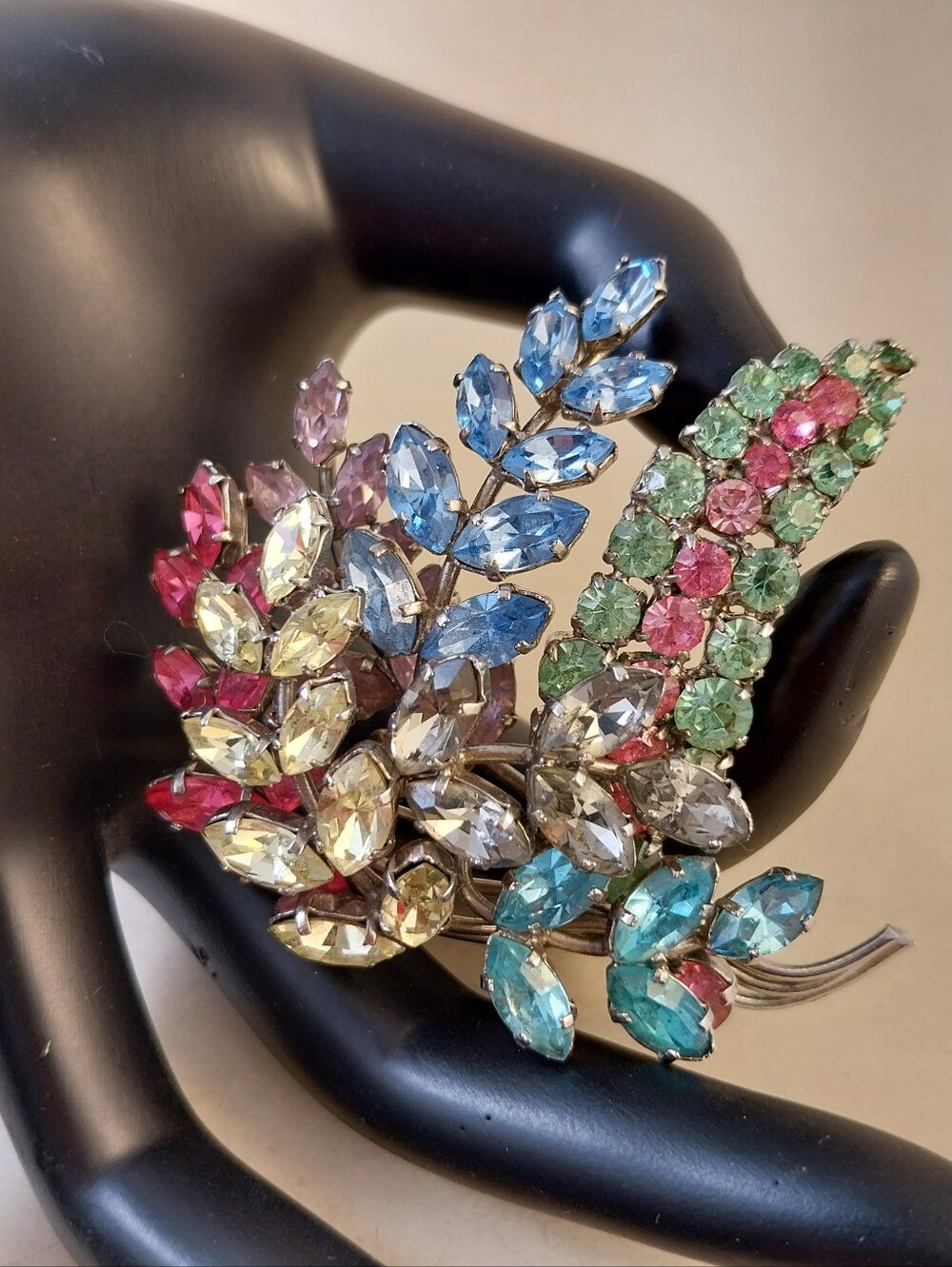 Multicolor Crystal Leaf Cluster Brooch — Sparkling Floral Accent